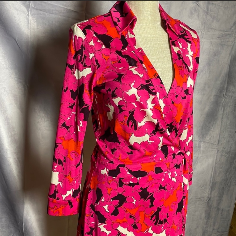 Diane Von Furstenberg Silk Wrap Romper Long Sleeve Size 10 Cruise/Resort Wear